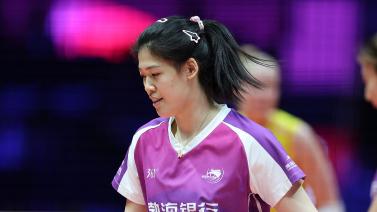 埃裏克森接受植入心臟復律除顫器.